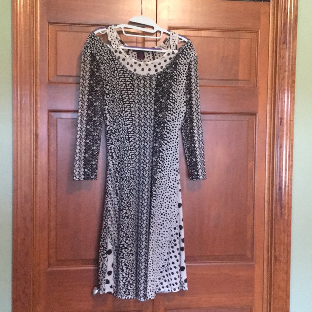 Swing style size small dress